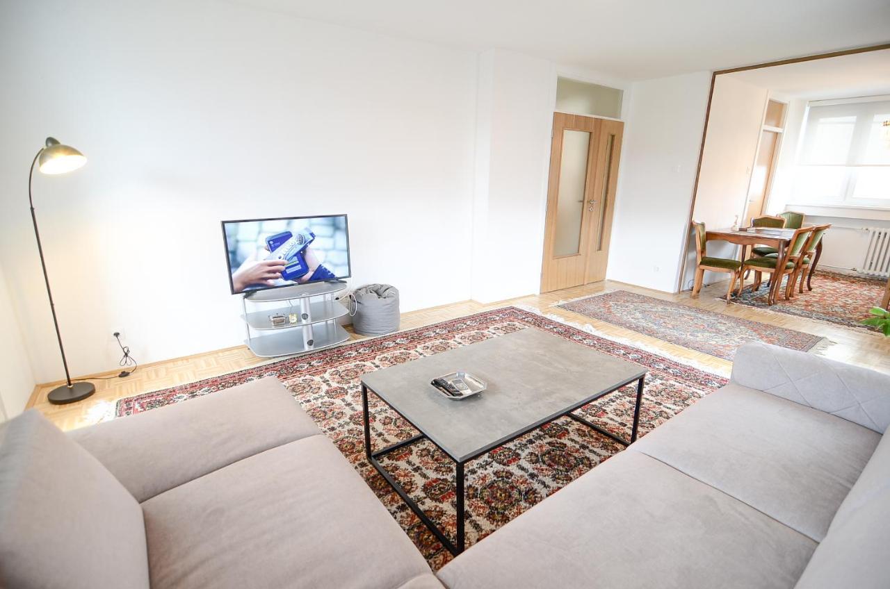 Sunset Square Apartment Sarajevo Bagian luar foto